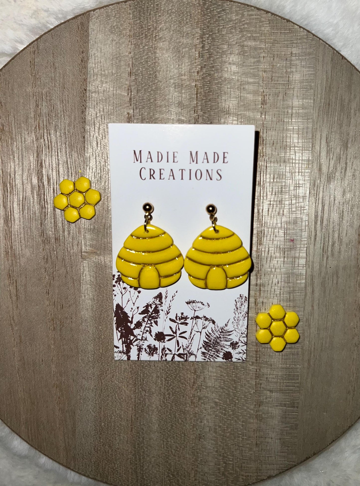 Bee hut stud earrings