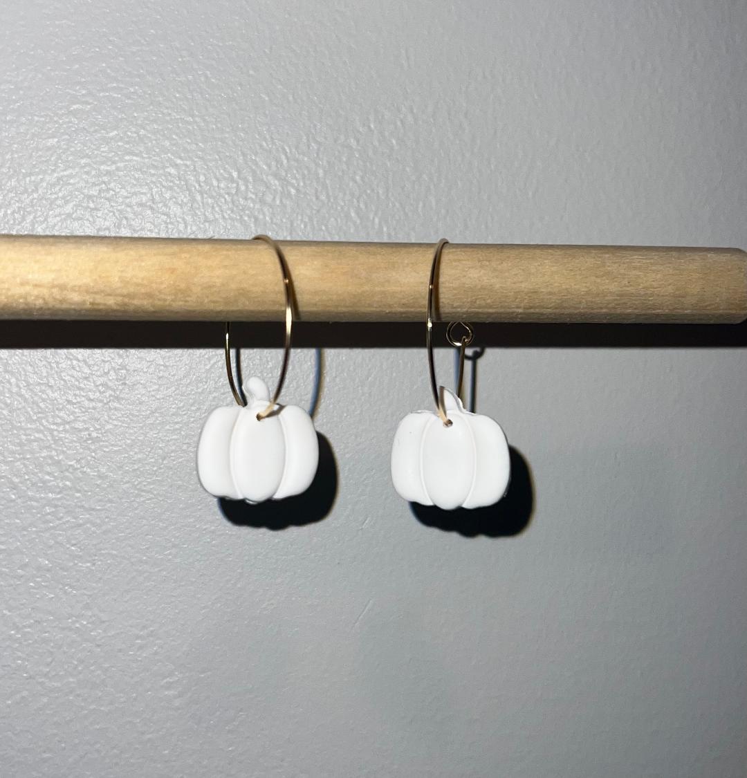 White pumpkin hoops