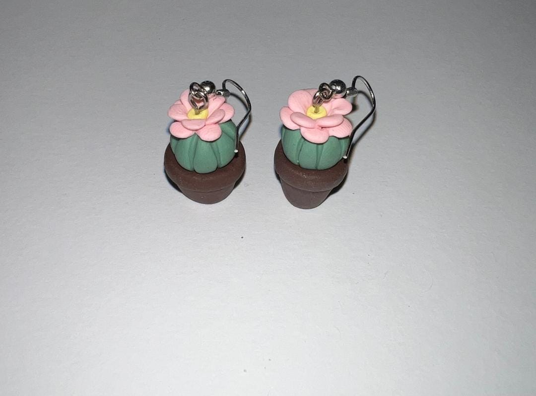 Cactus dangle earrings