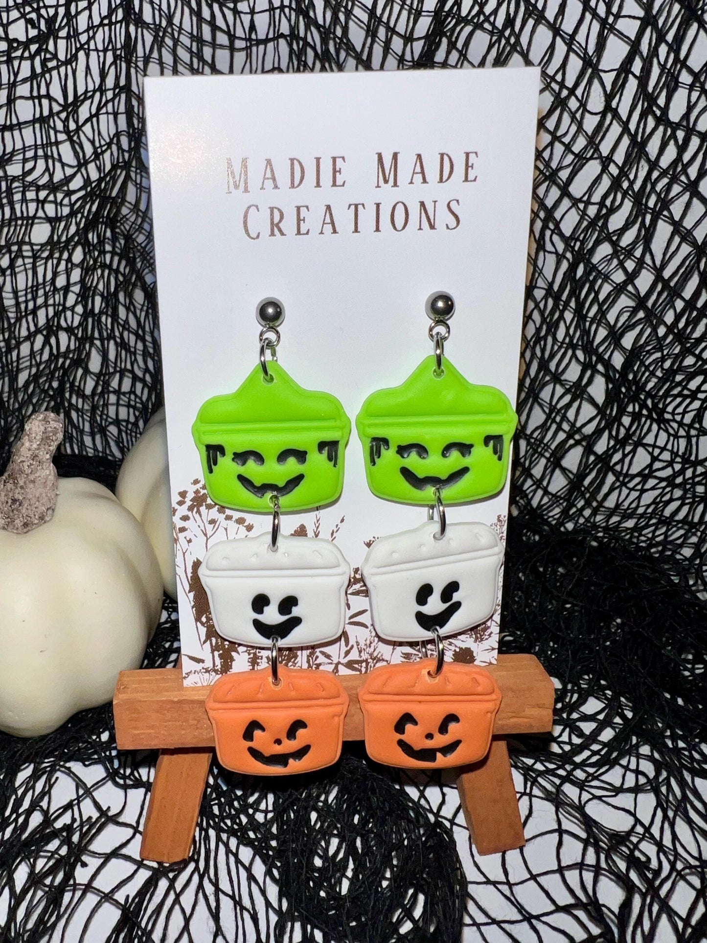 Halloween Bucket studs