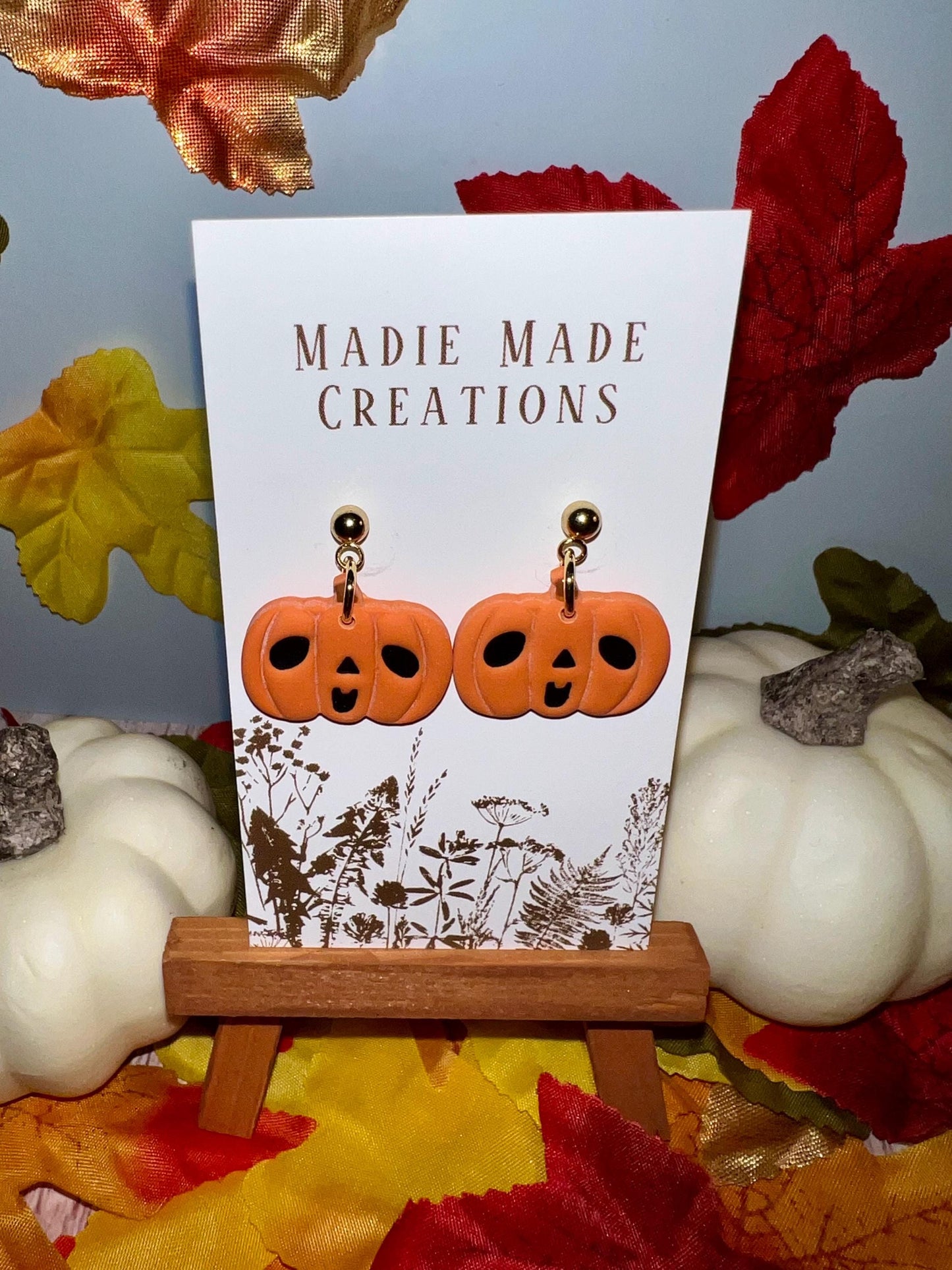 Jack-o’-lantern studs