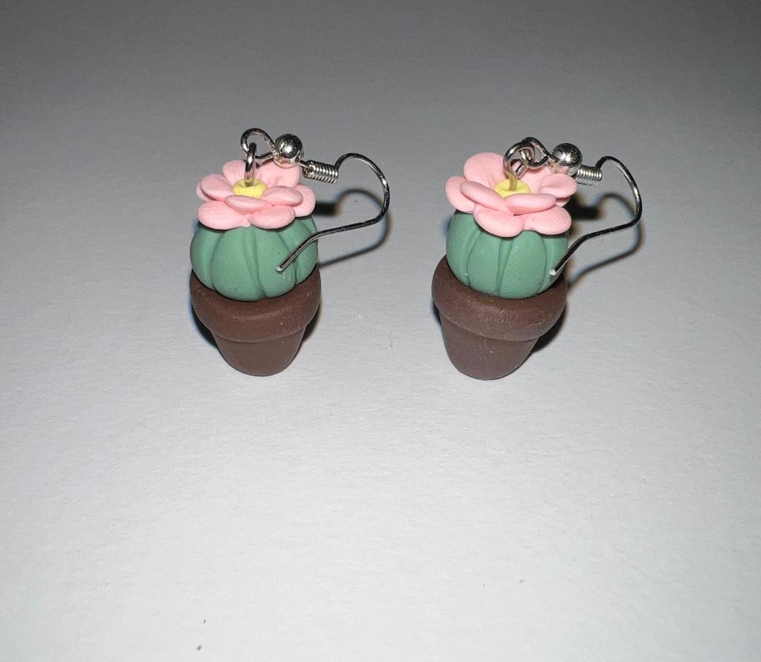 Cactus dangle earrings