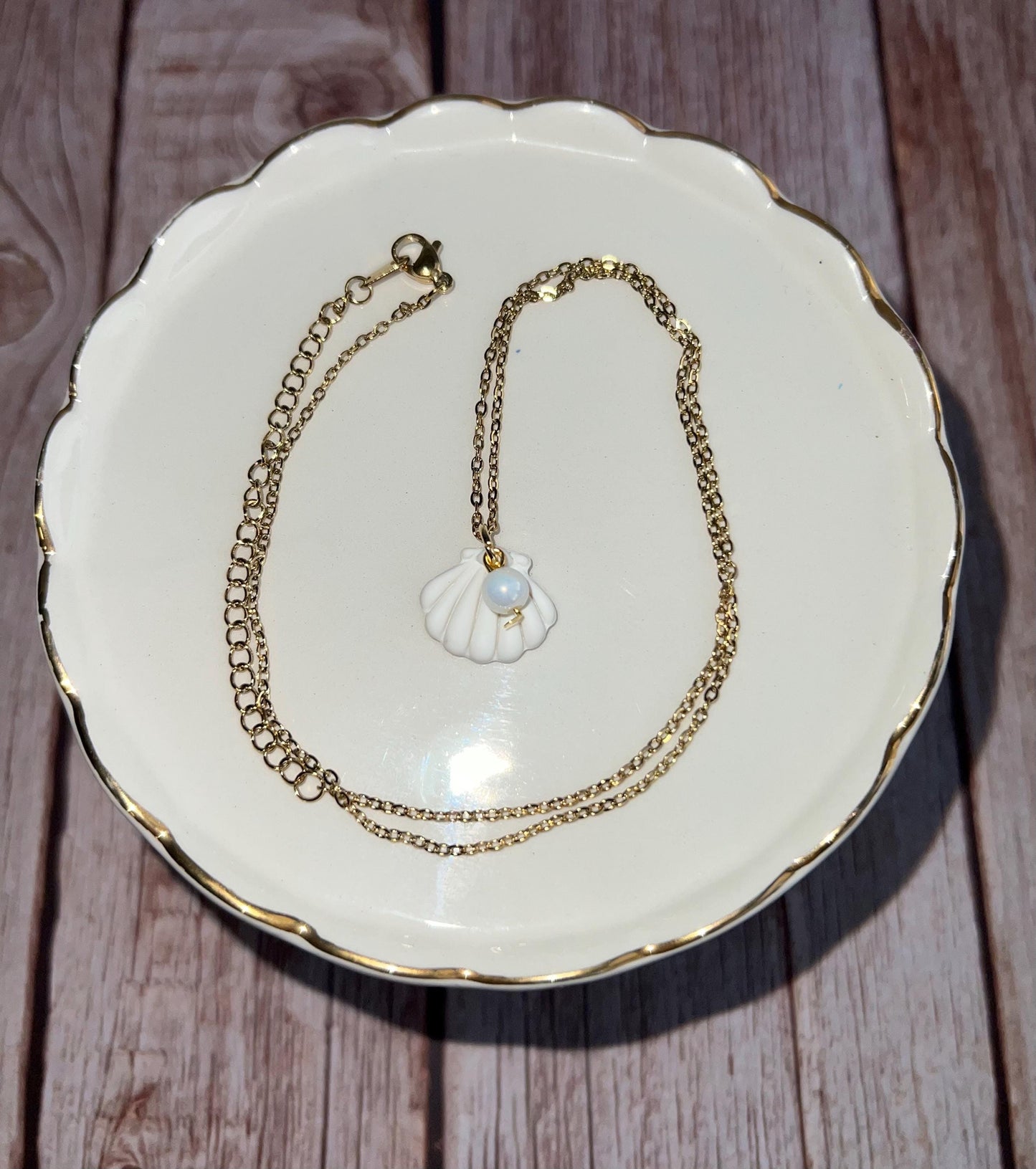 Seashell necklace