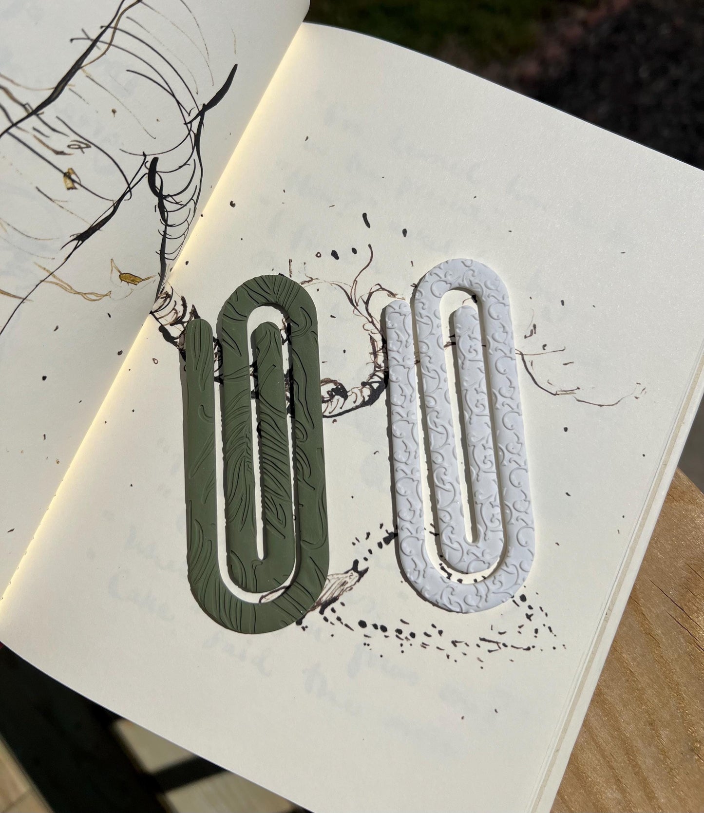 Paper Clip Bookmark