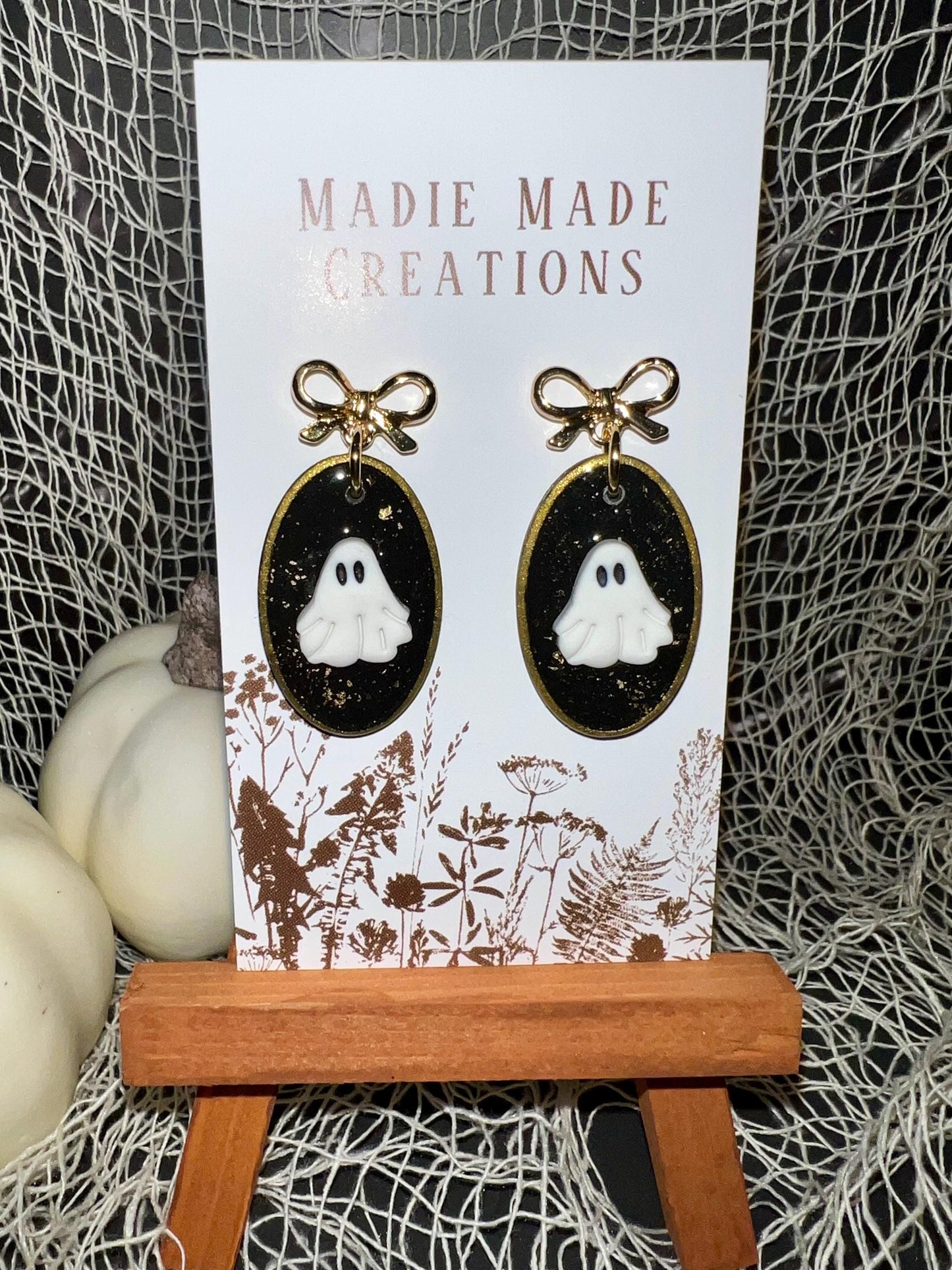 Bow and Boo studs